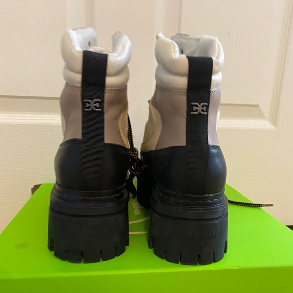 Sam Edelman “Kace” Lace up Lug Sole  Boot (Black and Modern Ivory) - Picture 3 of 4